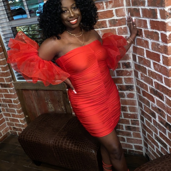 Dress - Picture 2 of 3